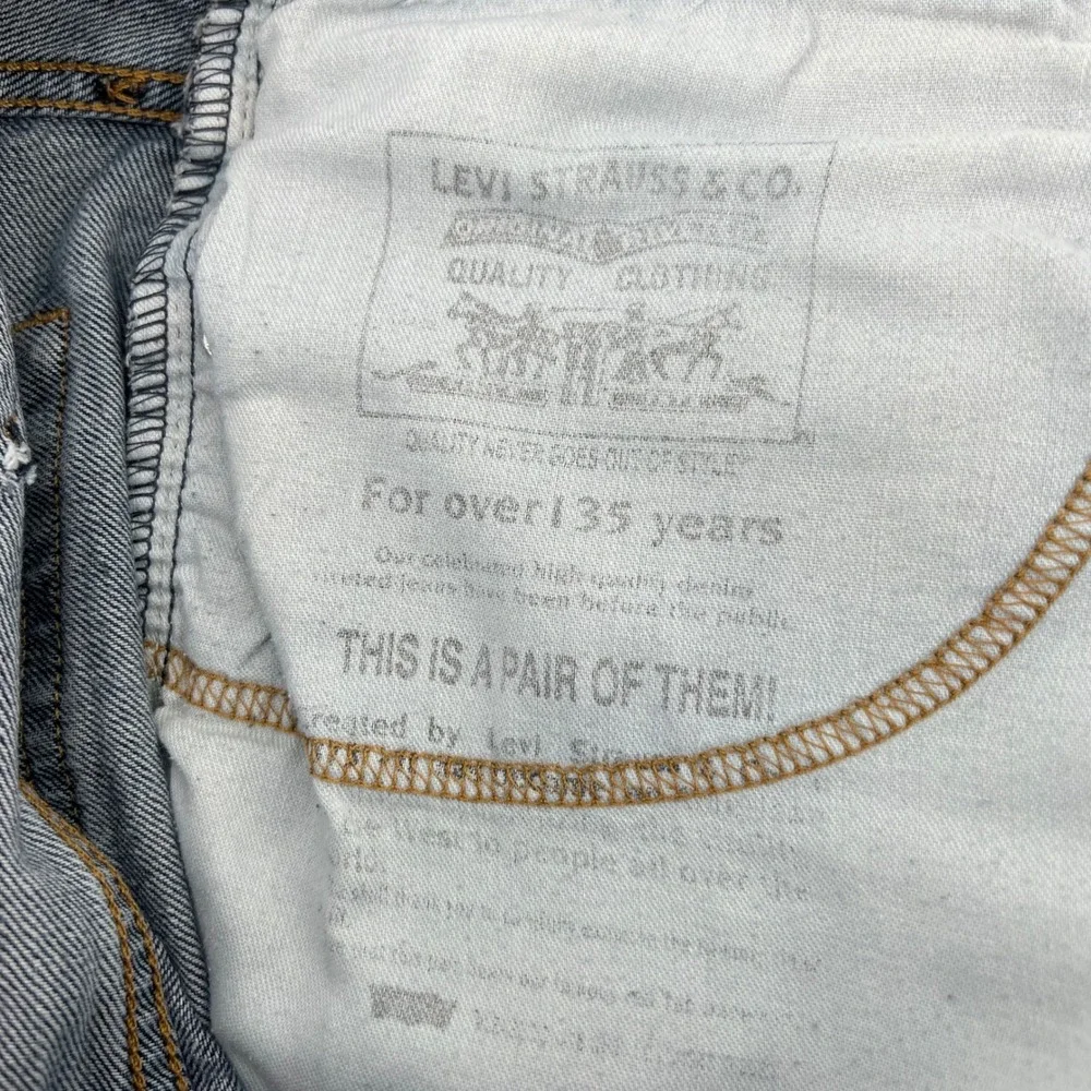 Levis 505 Regular Fit Straight Leg Jeans Mens 38x30 Medium Wash Blue Cotton‎